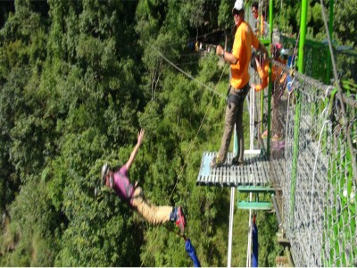 bungee jumping54