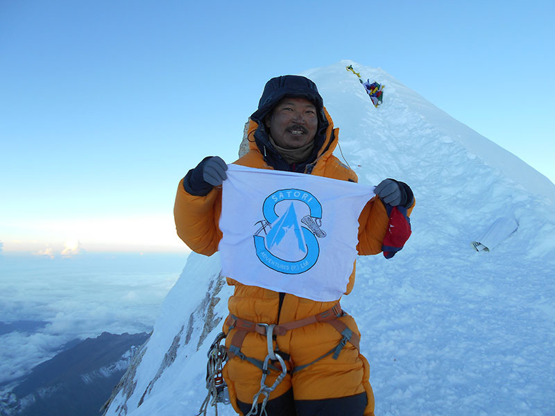 Mingma-Climbing-guide-in-Nepal