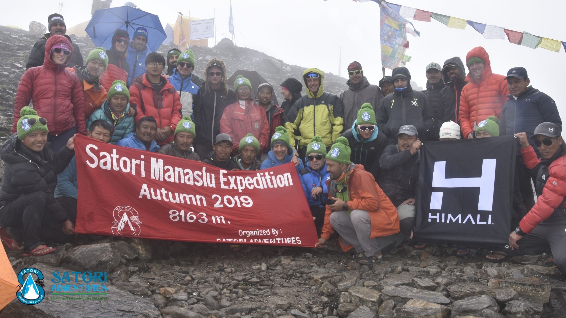 mount Manaslu summit