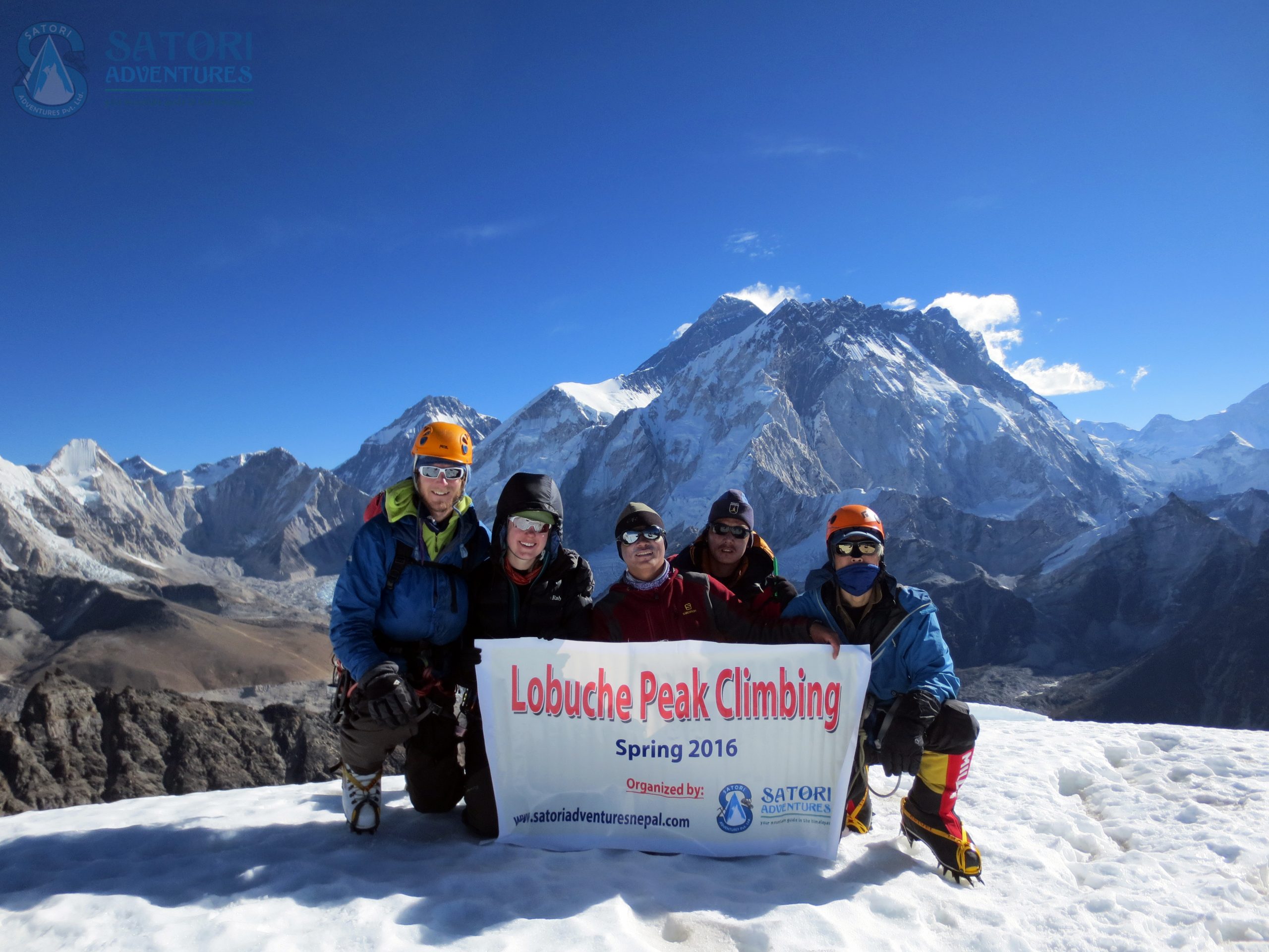 Lobuche Summit