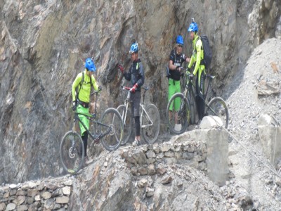 annapurna circuit full mountain biking73