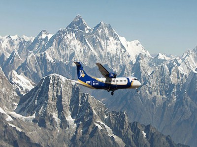 mountain flight jungle safari pokhara tour with paragliding42