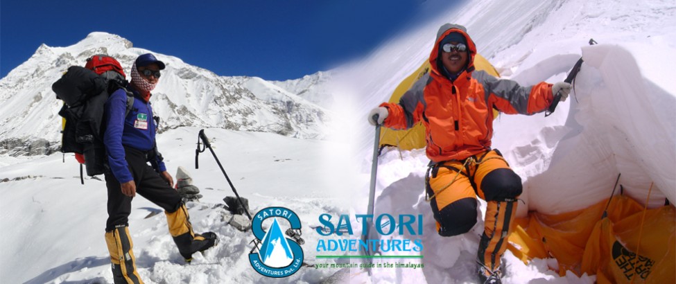 Climbing Sherpa guide in Himalaya