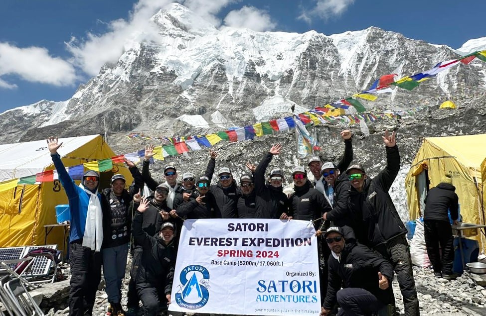 Everest Expedition 2024 group at base camp