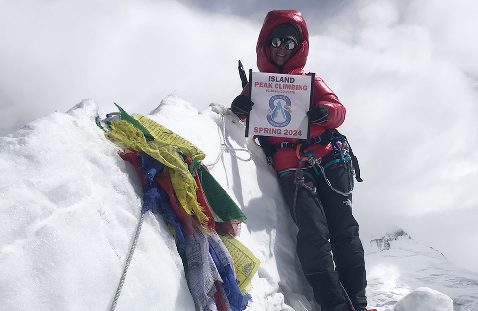 island peak climb