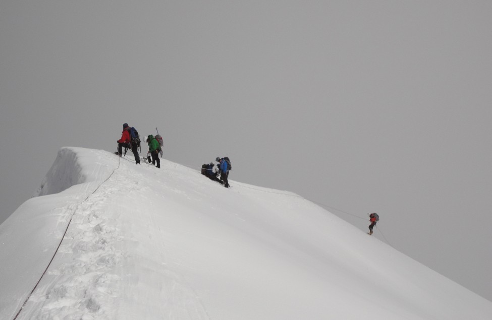 Tharpu chulu peak