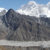 everest renjo la pass trek95