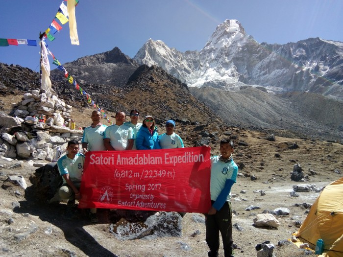  Group with Satori Banner 
