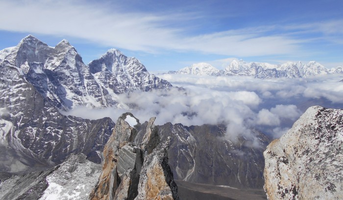  View from Amadablam										 