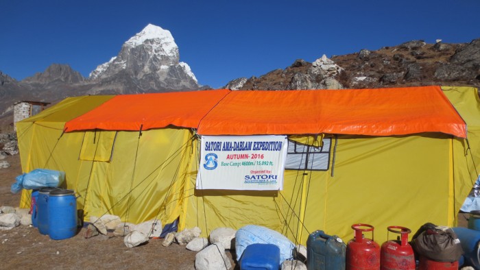  Amadablam Exped. Autumn 2016 