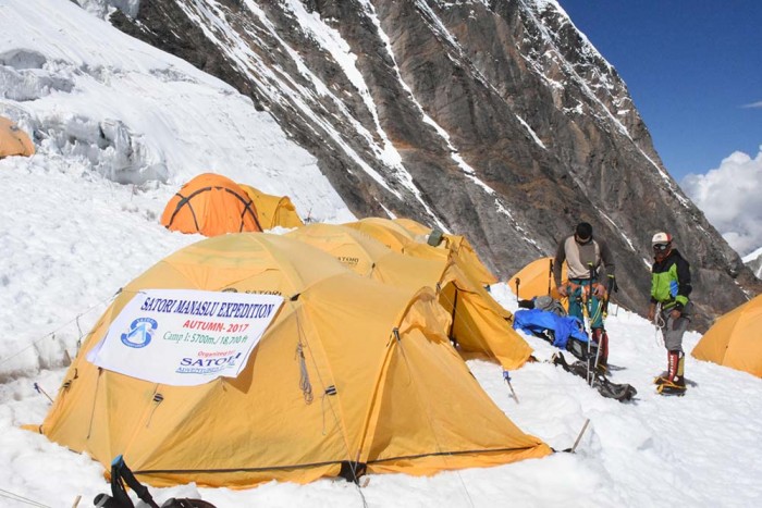  Manaslu Climbing 