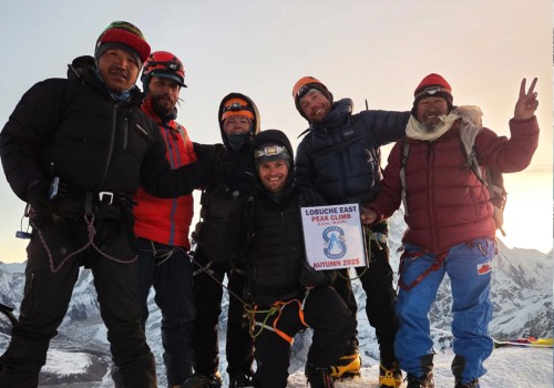 Lobuche East Peak Climbing
