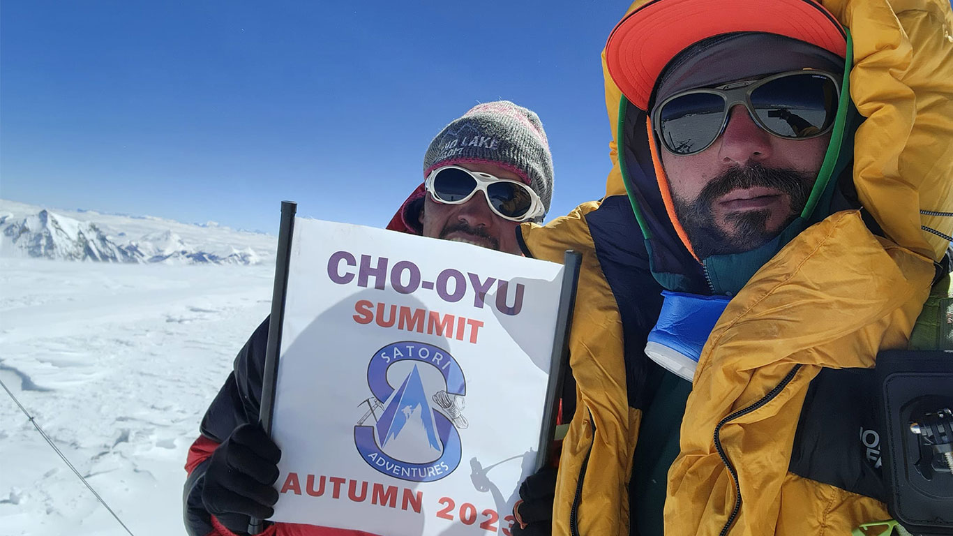 Cho-Oyu Expedition Via Lhasa