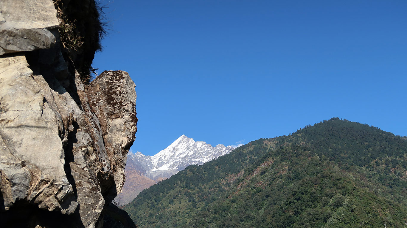  Dhaulagiri Circuit Trekking 