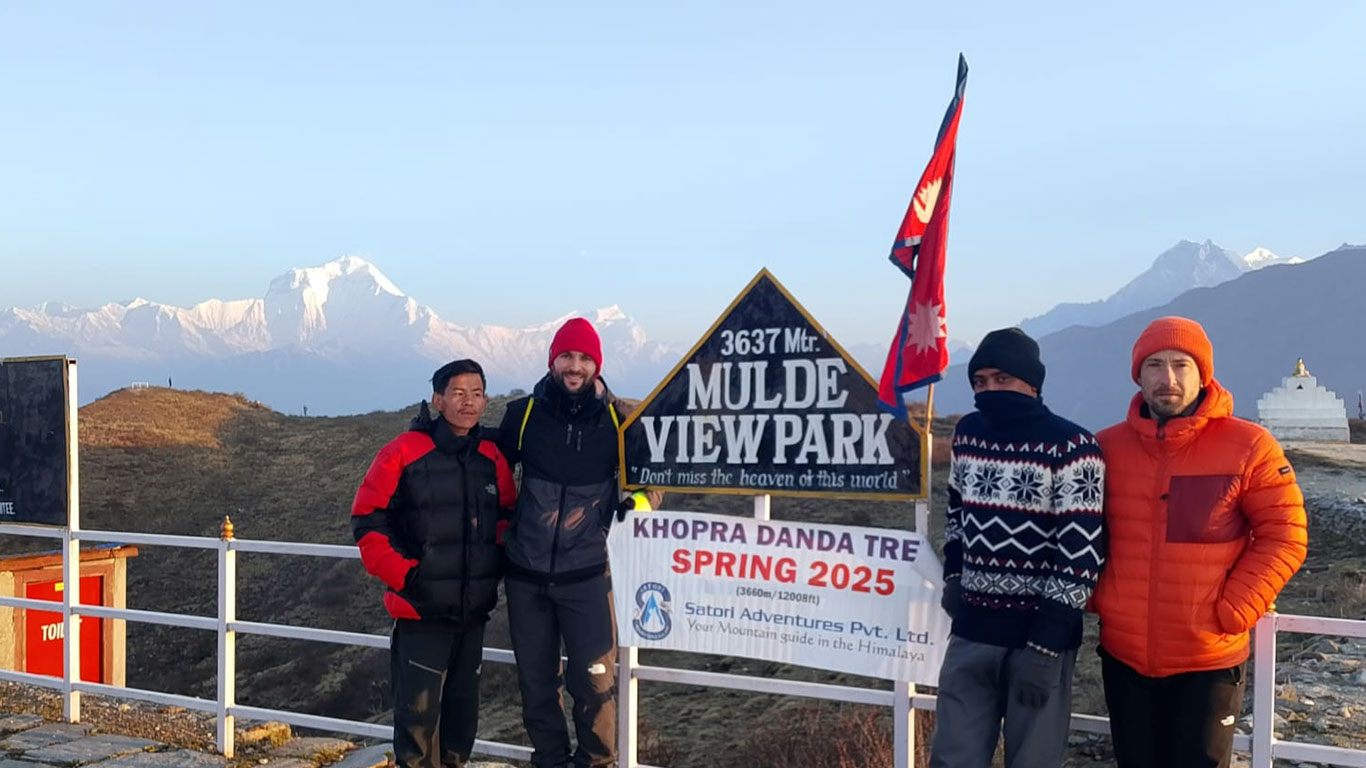 Annapurna Khopra Danda and Khayer Lake Trek