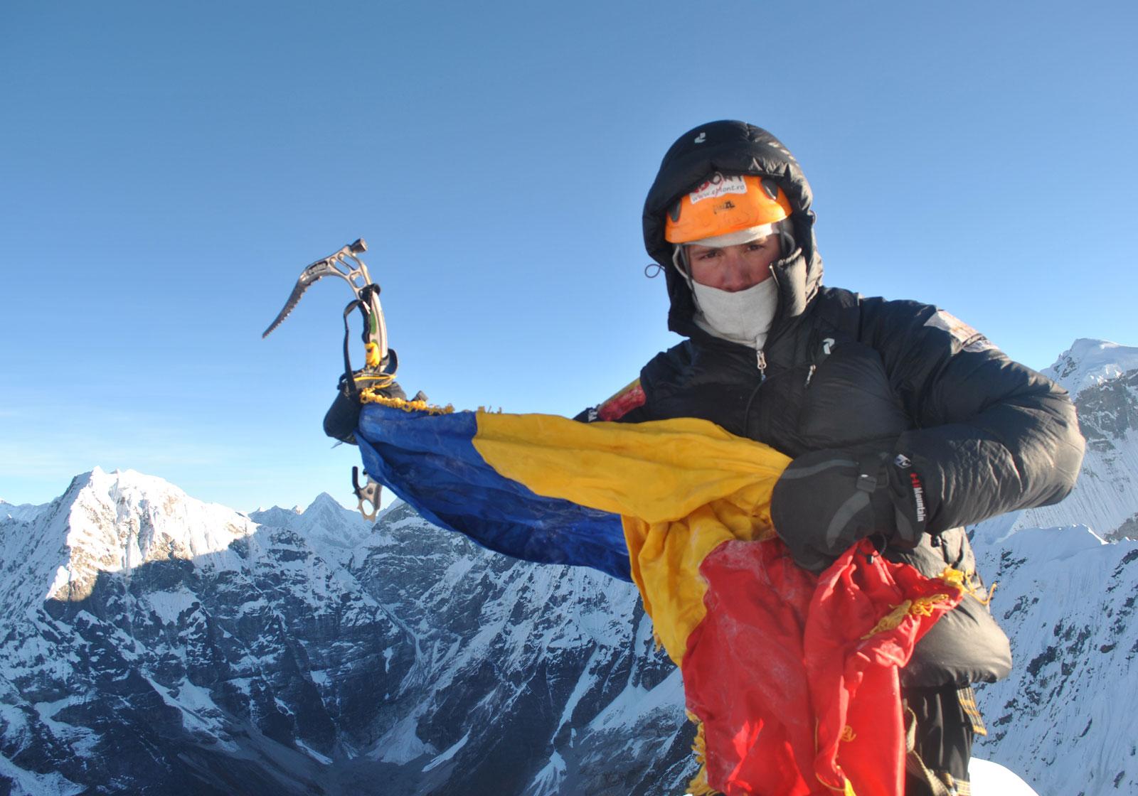  Kusum Kanguru Peak Climbing 