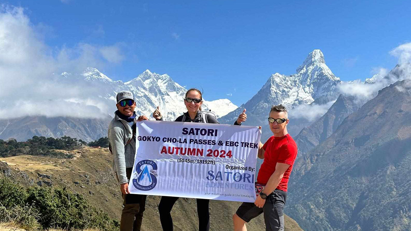 Renjo-la, Gokyo Cho-la Passes And EBC Trekking 