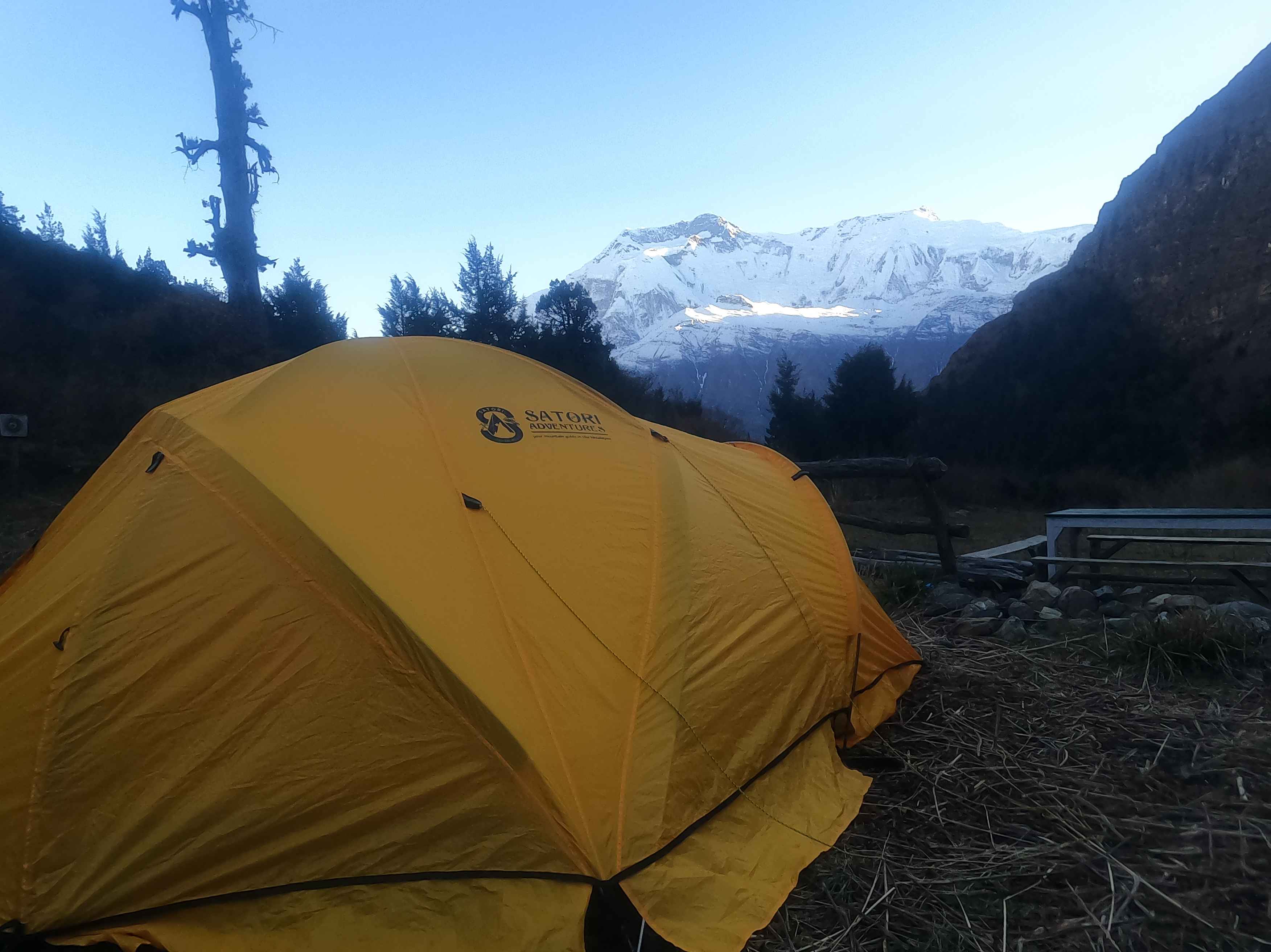  Pisang Peak Climbing 