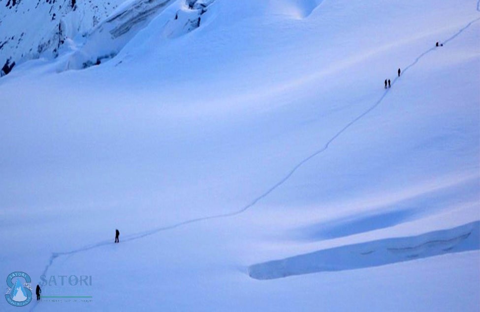  Tharpu Chuli Peak Climbing 